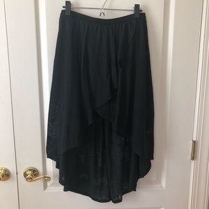 NWOT American eagle black high low skirt